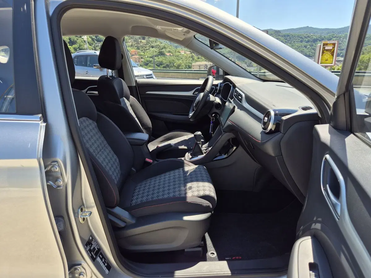 Mg ZS usata  (9)