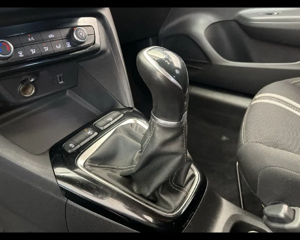 Opel Corsa usata a Torino (5)