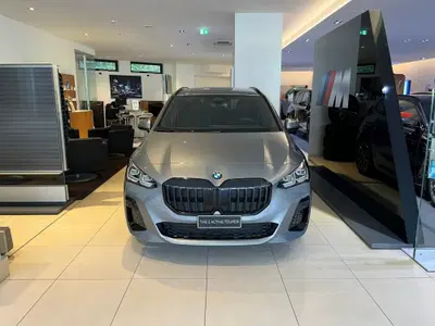 BMW Serie 2 Active Tourer 218i nuova a Genova