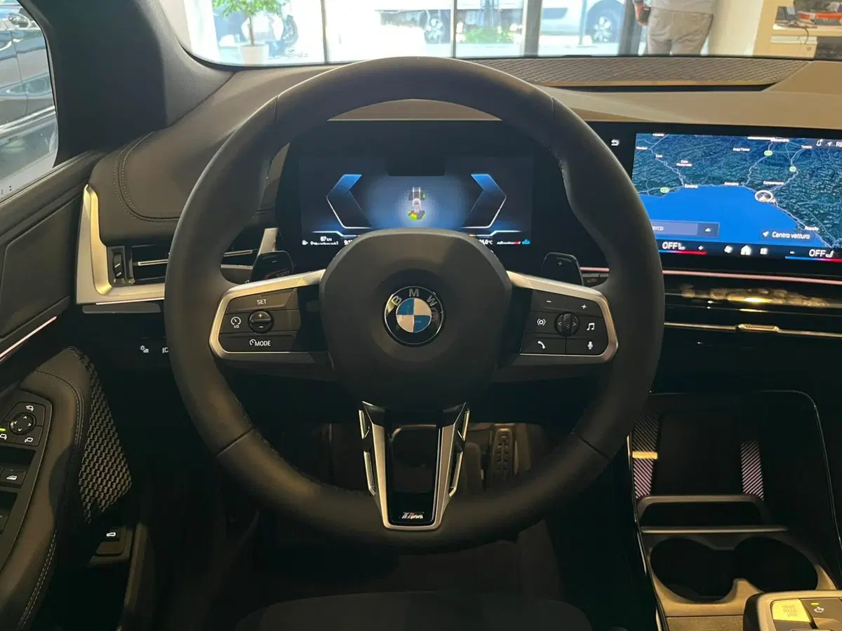 BMW Serie 2 Active Tourer nuova a Genova (17)