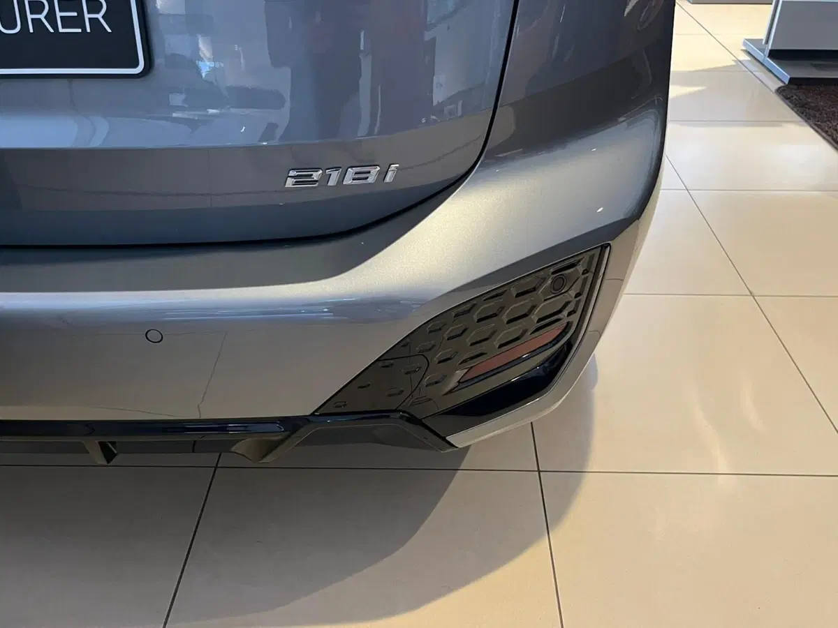 BMW Serie 2 Active Tourer nuova a Genova (19)