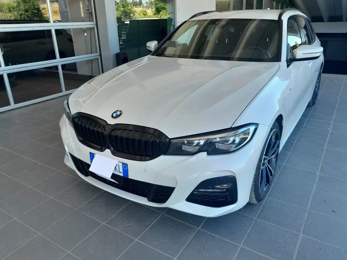 BMW Serie 3 Touring usata a Genova
