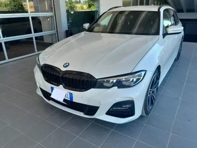 BMW Serie 3 Touring 320d  mhev 48V xdrive MSport auto del 2021 usata a Genova
