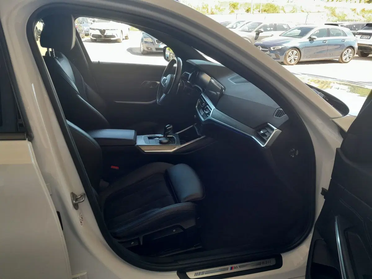BMW Serie 3 Touring usata a Genova (11)