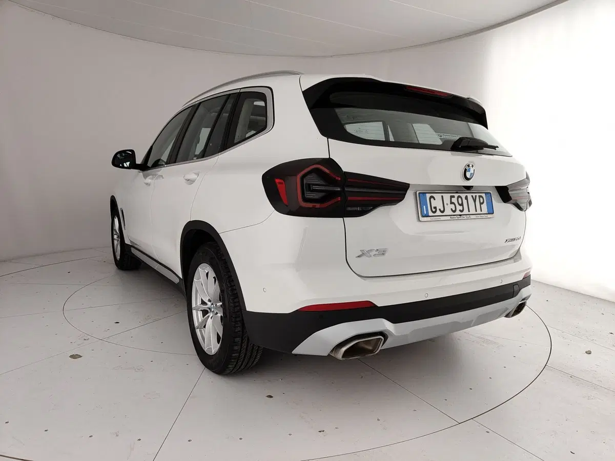 BMW X3 usata a Caserta (9)