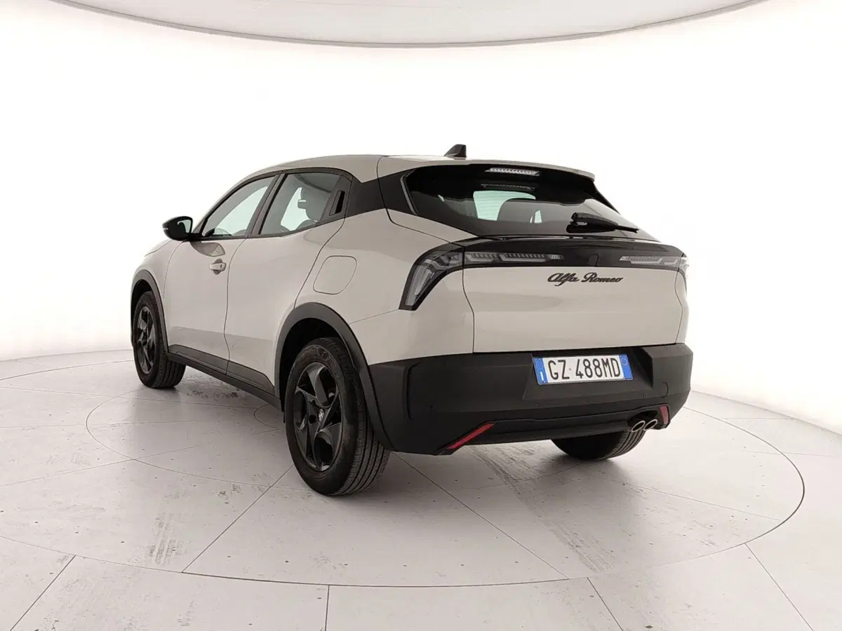 Alfa Romeo Junior usata a Caserta (4)