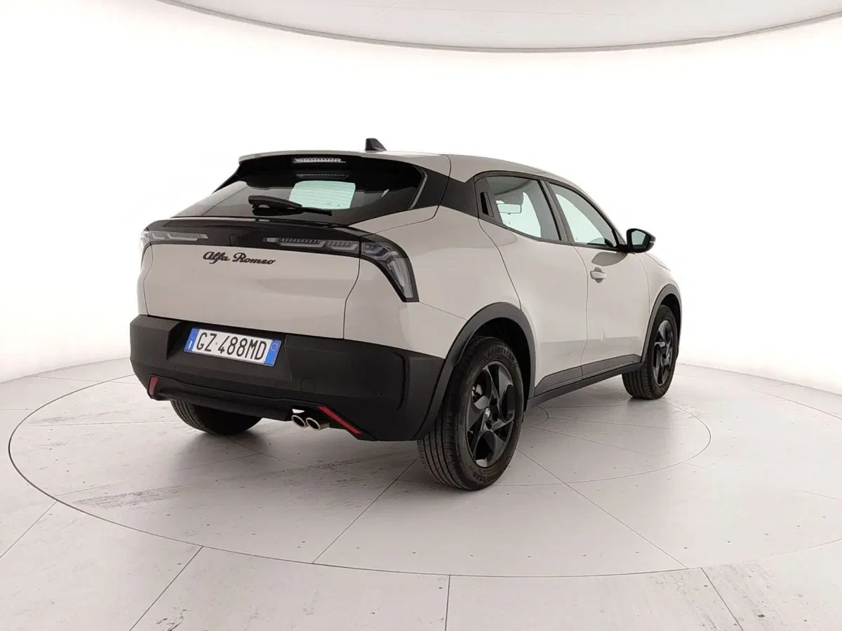 Alfa Romeo Junior usata a Caserta (6)