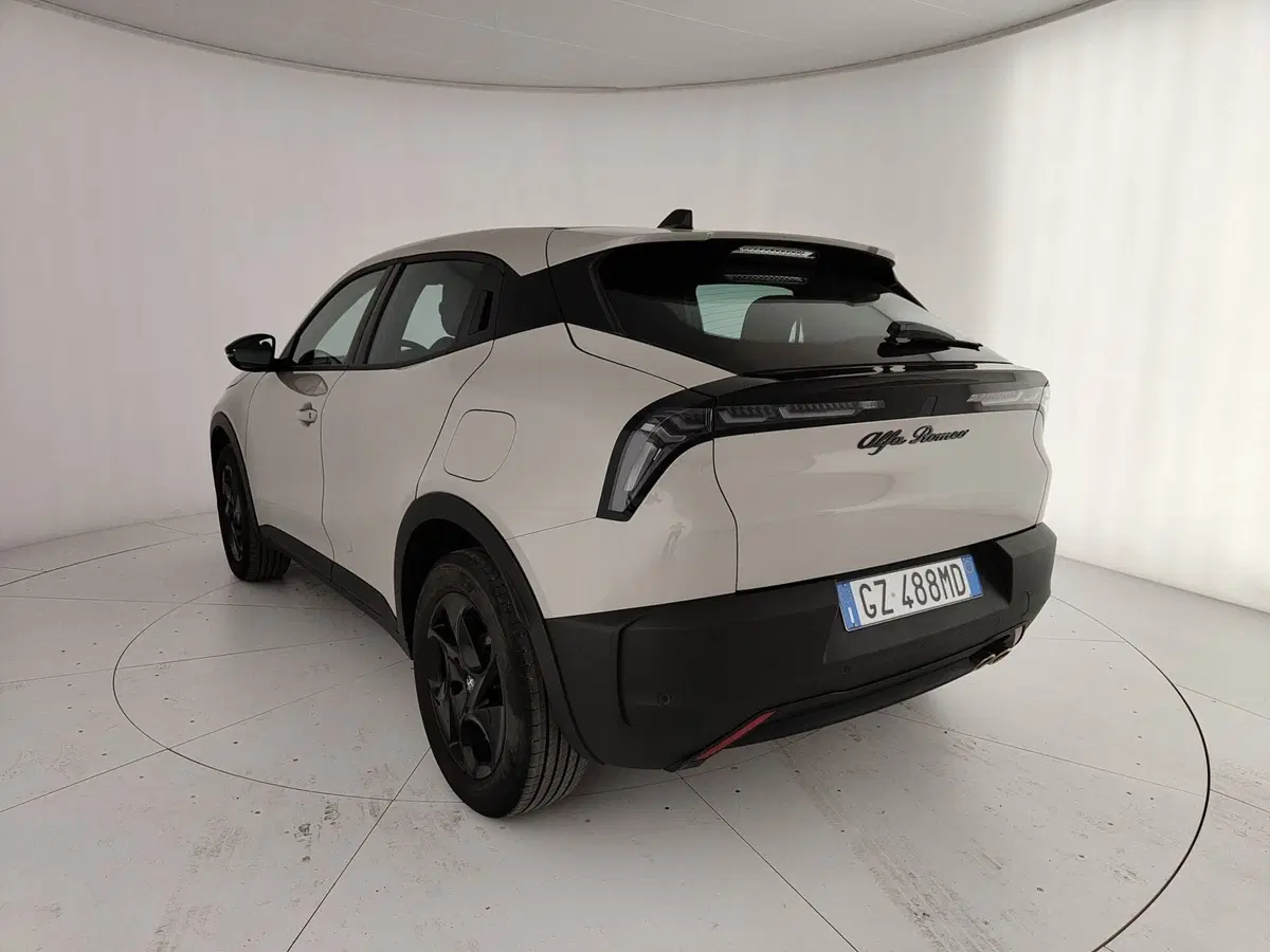 Alfa Romeo Junior usata a Caserta (9)