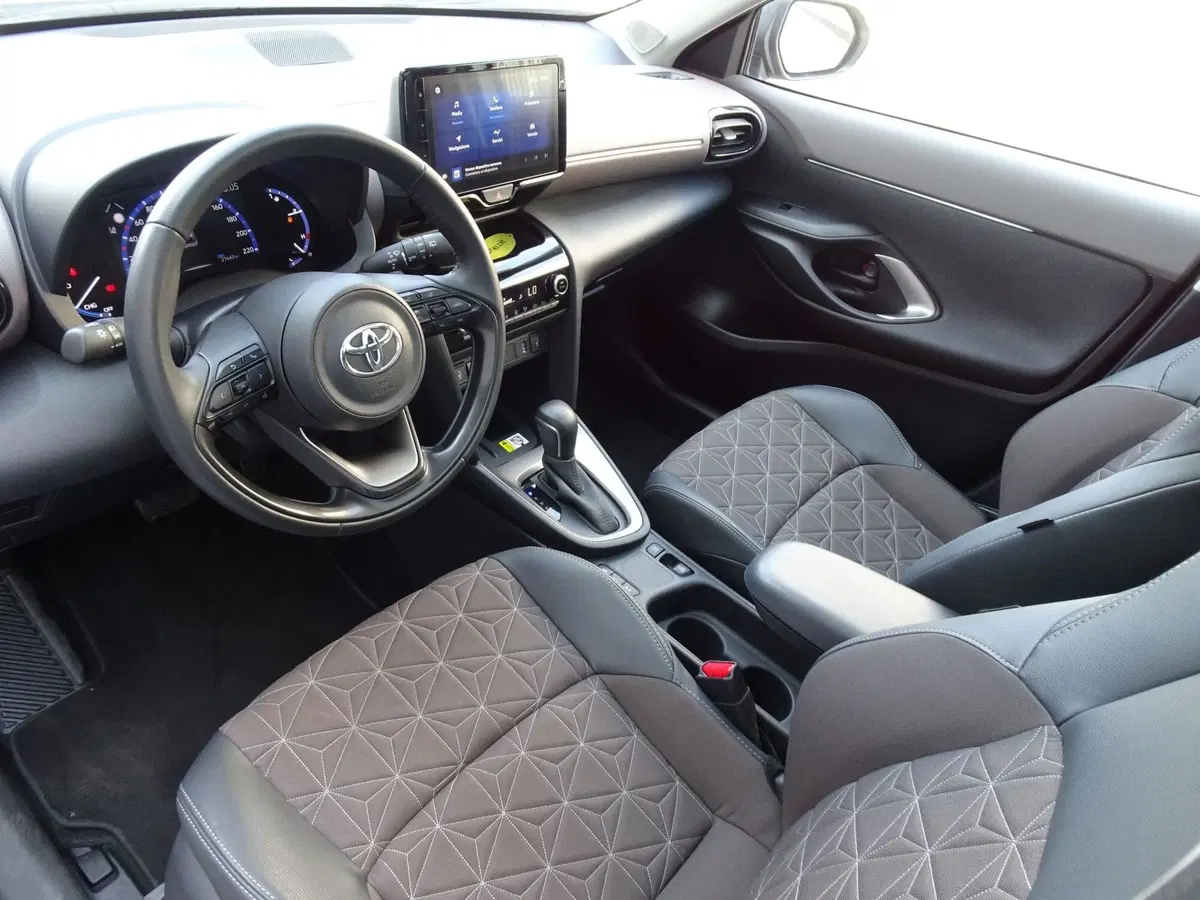 Toyota Yaris Cross usata a Padova (7)