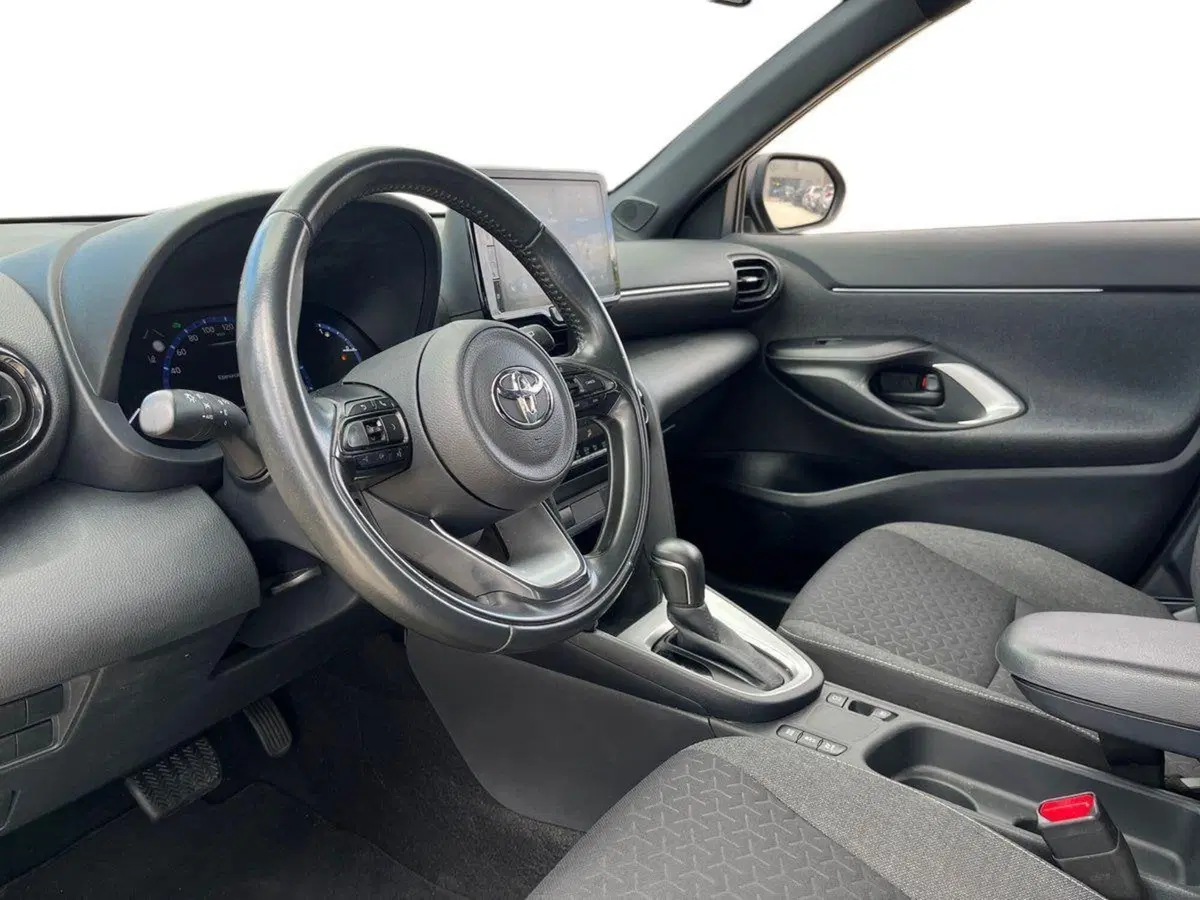 Toyota Yaris Cross usata a Ragusa (7)