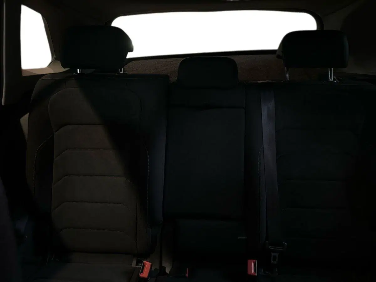 Volkswagen Tiguan usata a Milano (14)