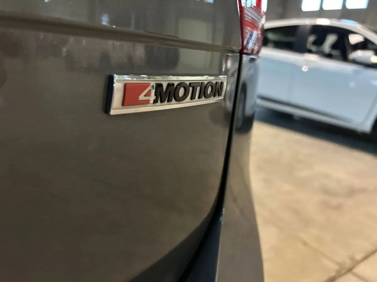 Volkswagen Tiguan usata a Milano (16)