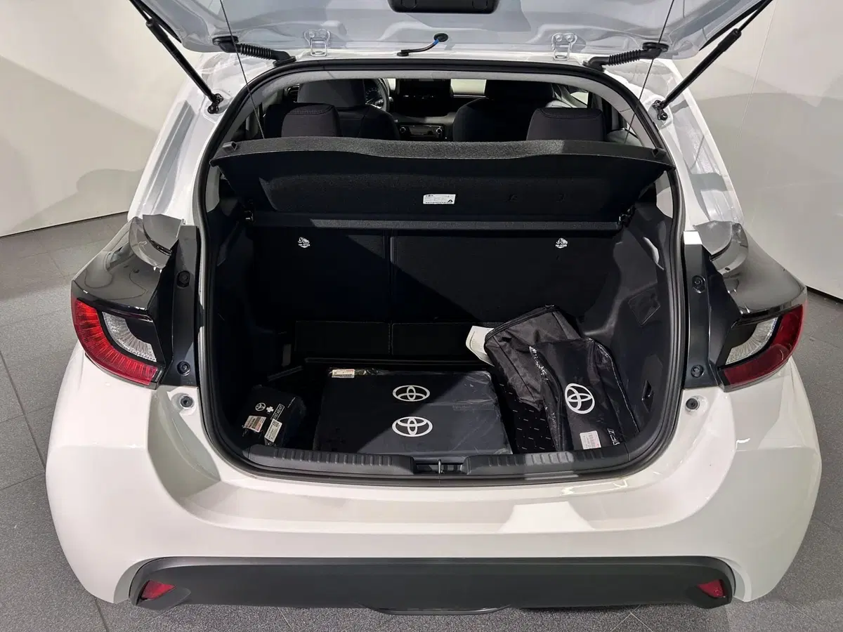 Toyota Yaris nuova a Milano (4)