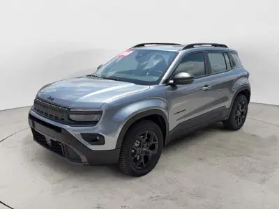 Jeep Avenger 1.2 turbo e-hybrid mhev Upland 4xe 145cv edct6 nuova a Campobasso