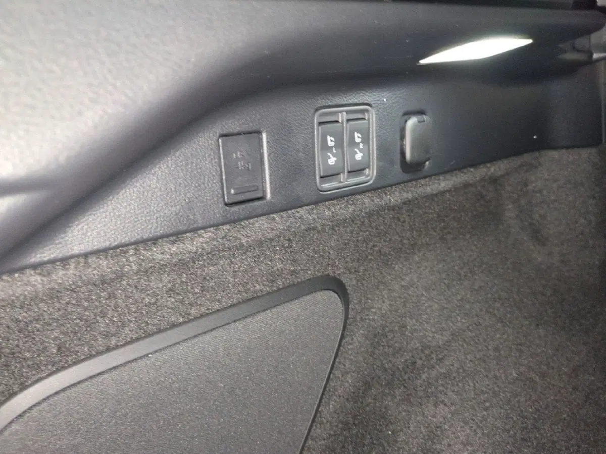 Lexus RX usata a Milano (20)