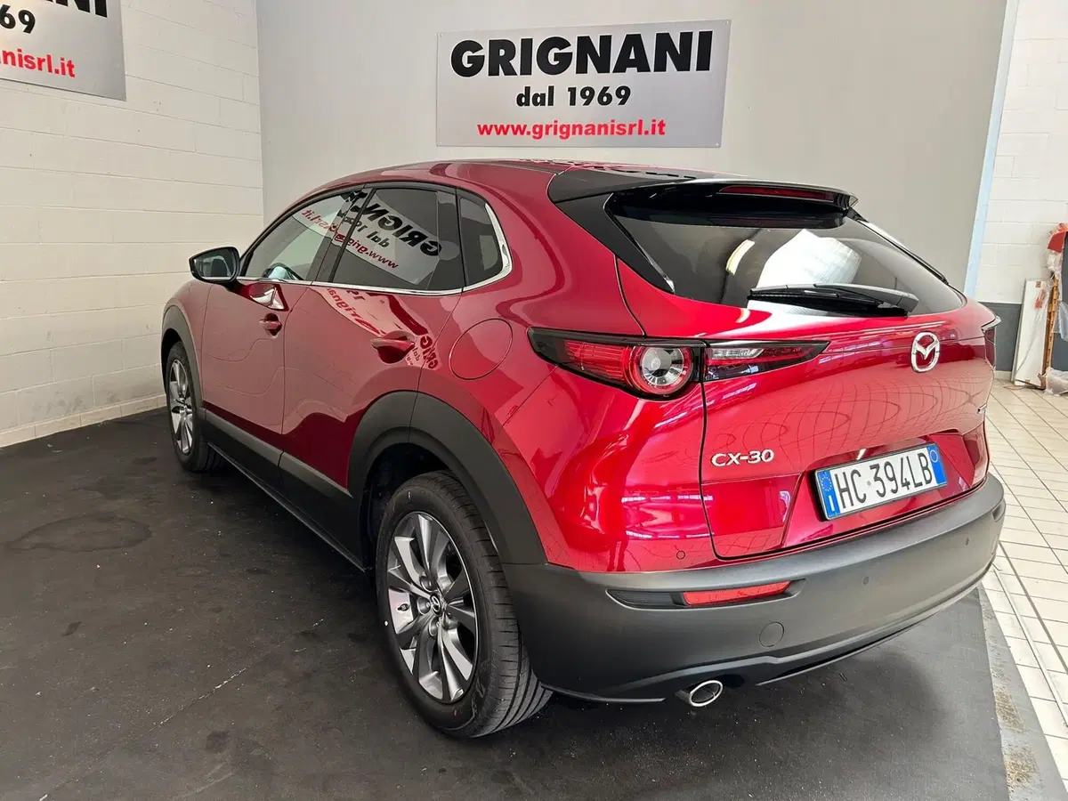 Mazda CX-30 nuova a Pavia (6)