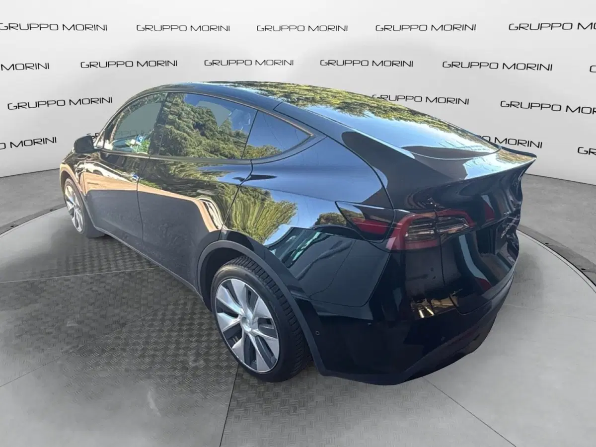 Tesla Model Y usata a Bologna (5)