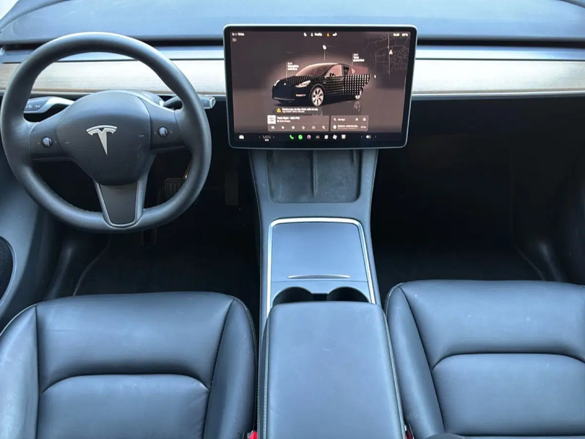 Tesla Model Y usata a Bologna (9)