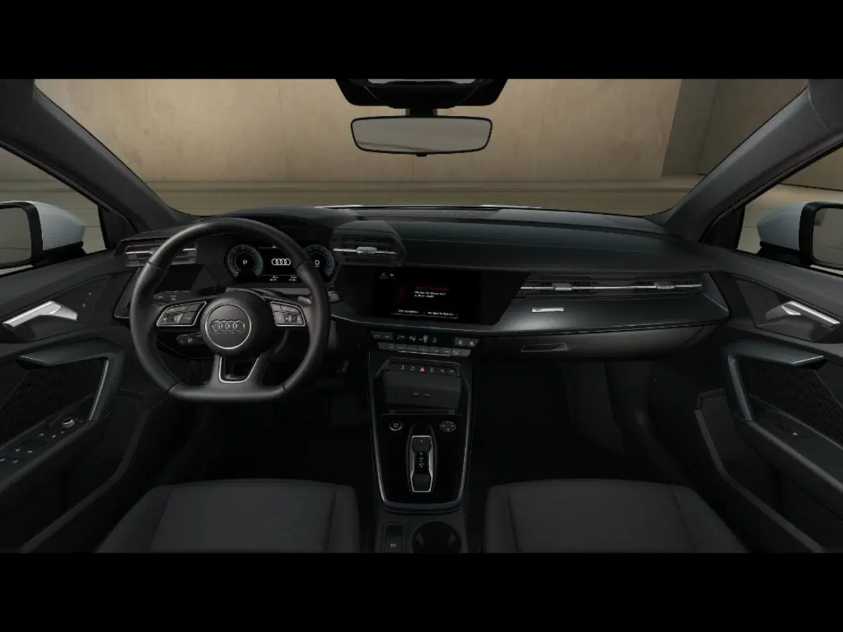 Audi A3 allstreet nuova a Livorno (8)