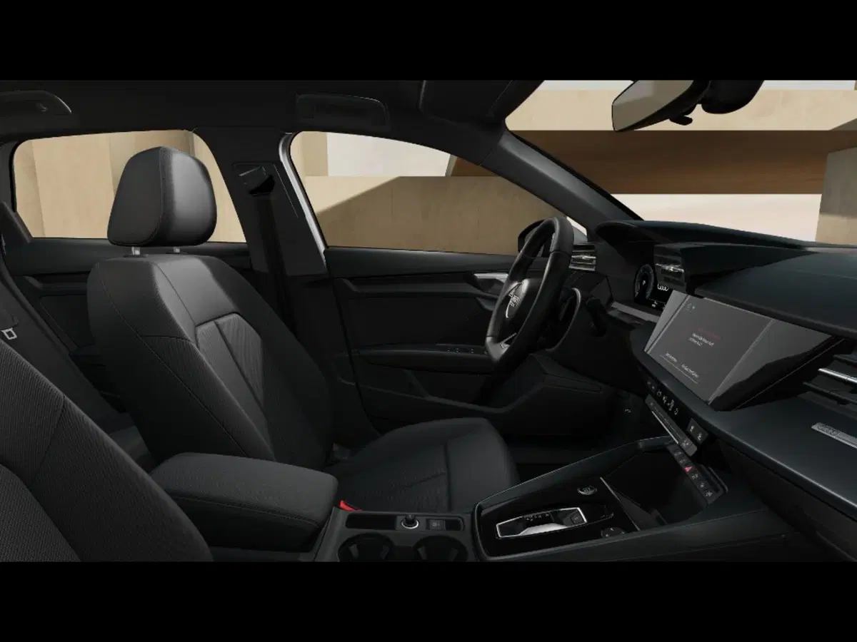Audi A3 allstreet nuova a Livorno (9)