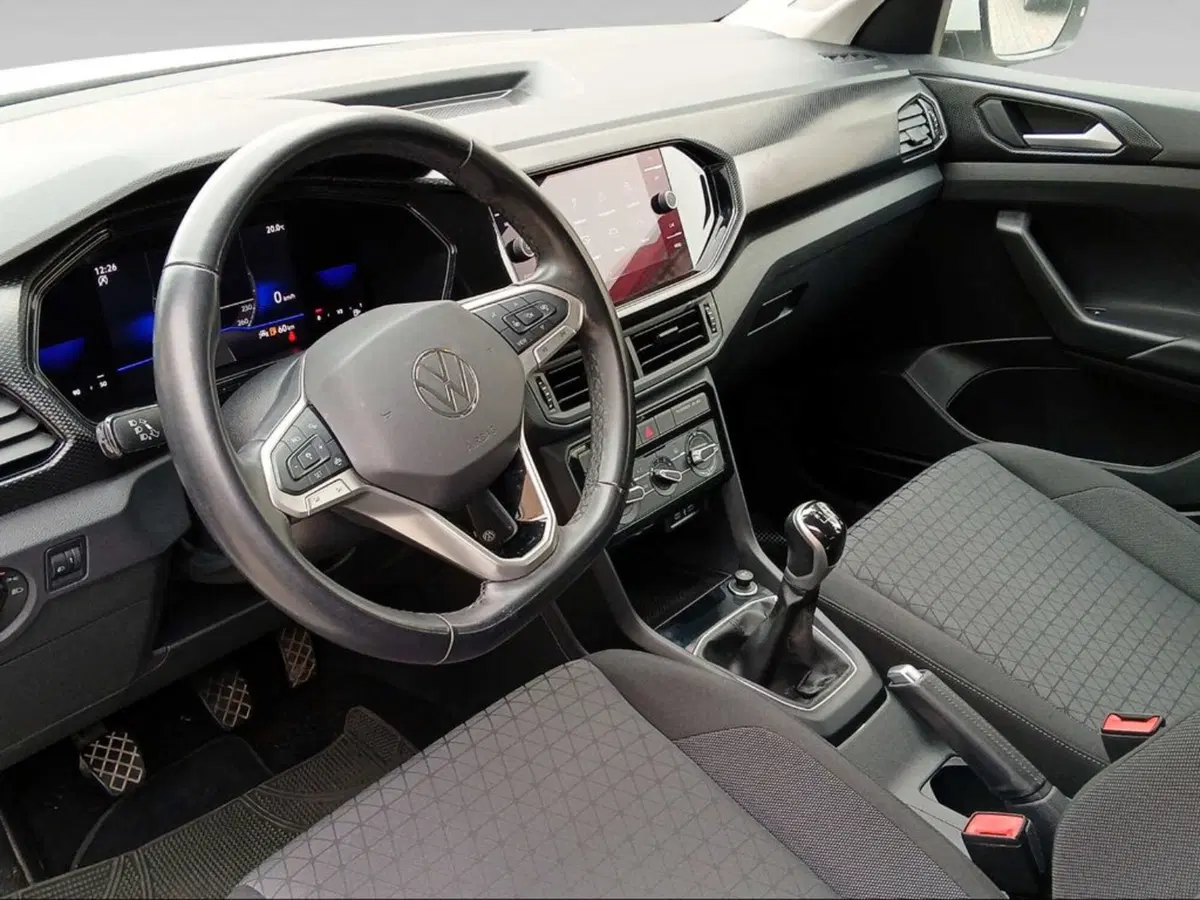 Volkswagen T-Cross usata a Pisa (13)