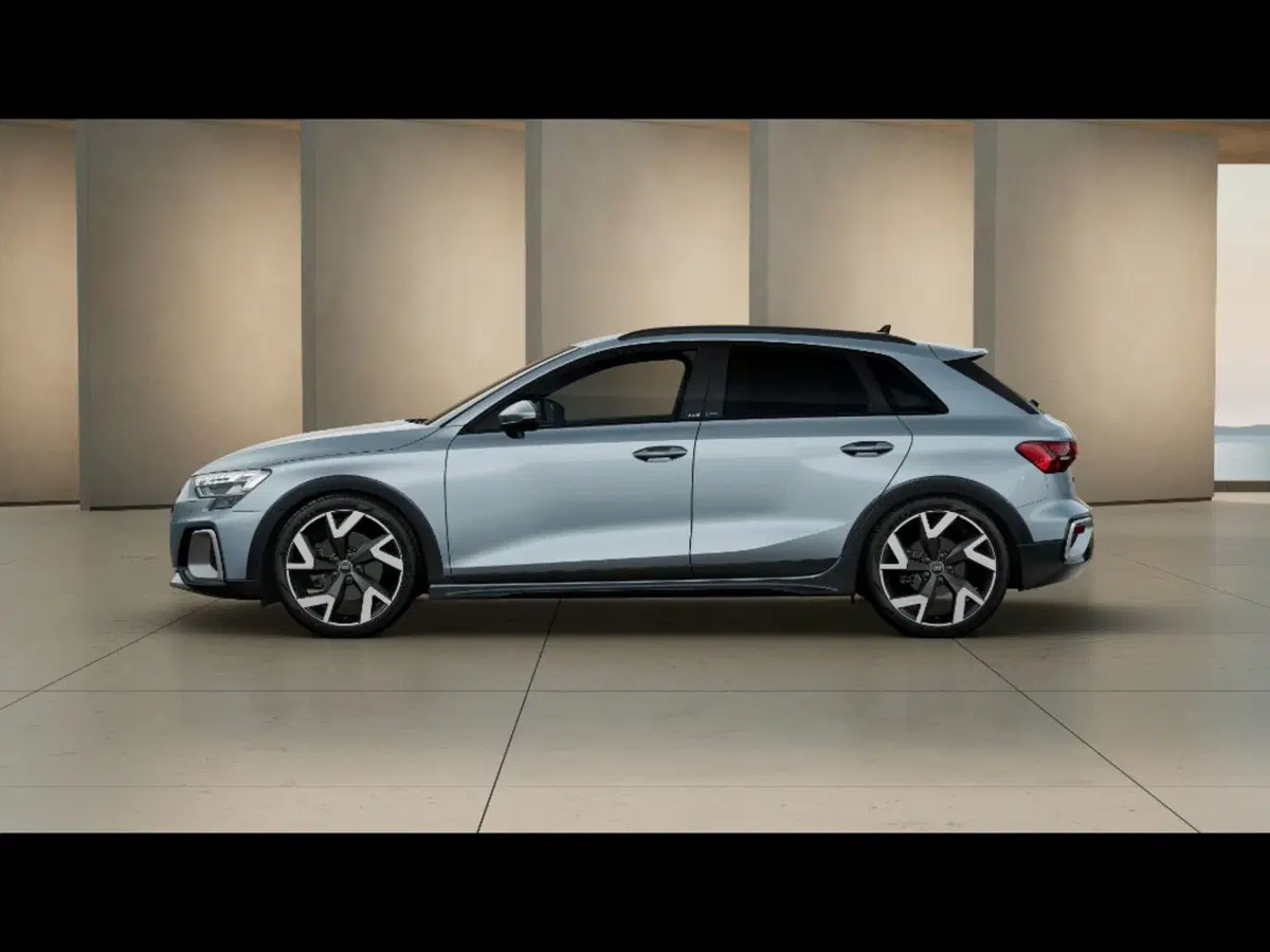 Audi A3 allstreet nuova a Firenze (2)