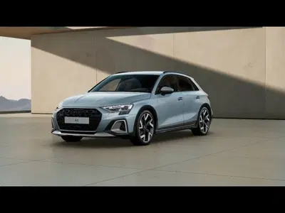 Audi A3 allstreet 2.0 tdi Identity Contrast 150cv s-tronic nuova a Tavarnelle Val di Pesa