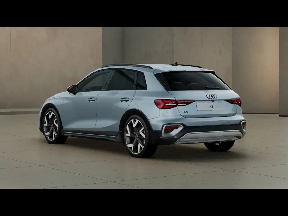 Audi A3 allstreet nuova a Firenze (3)