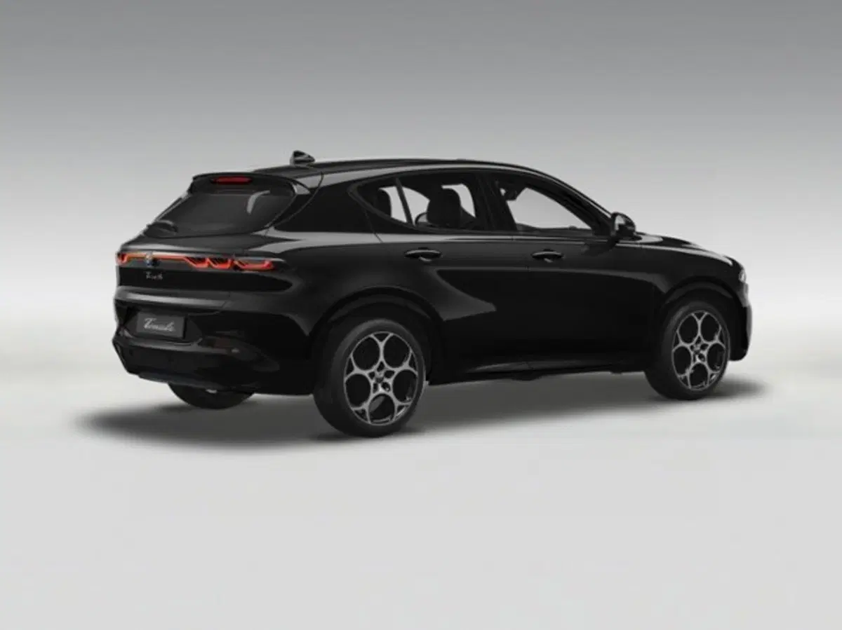 Alfa Romeo Tonale nuova a Siena (2)