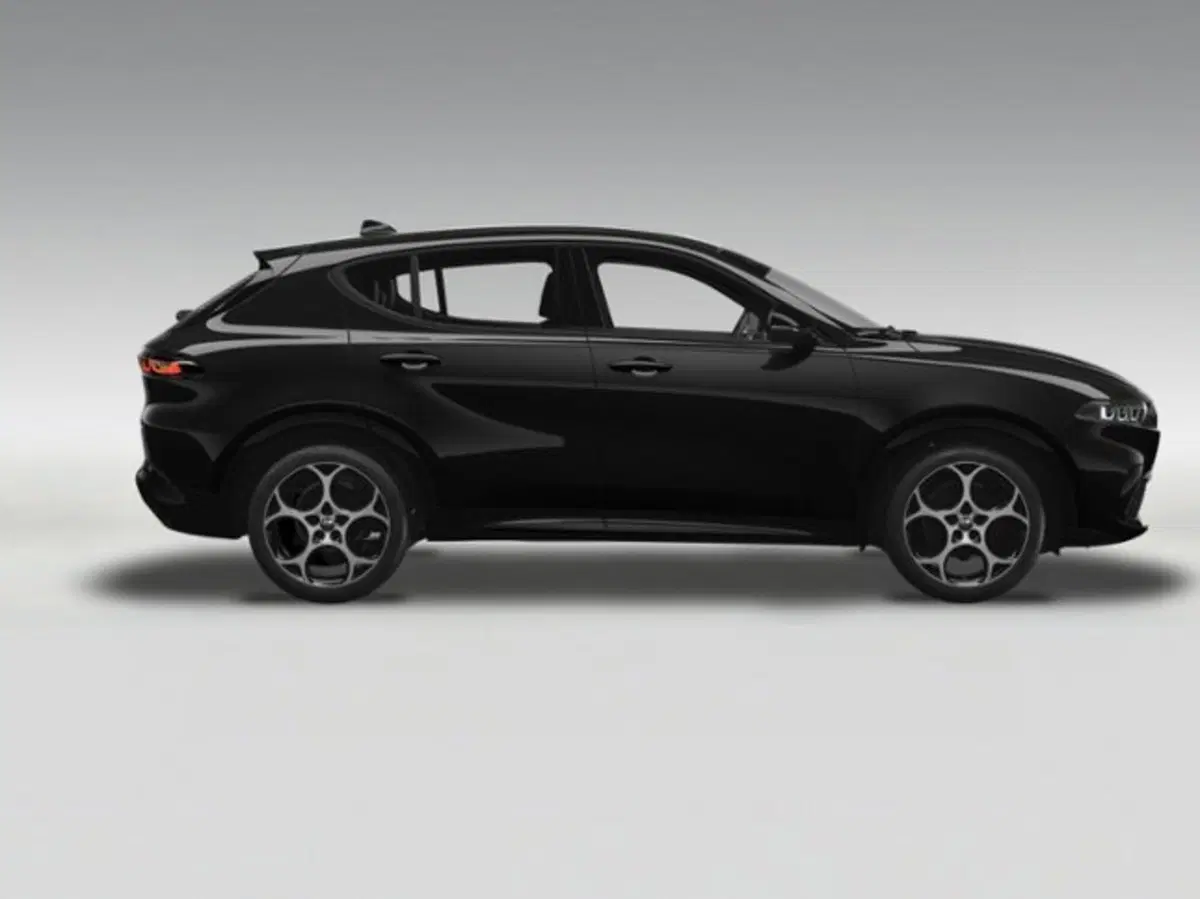 Alfa Romeo Tonale nuova a Siena (3)