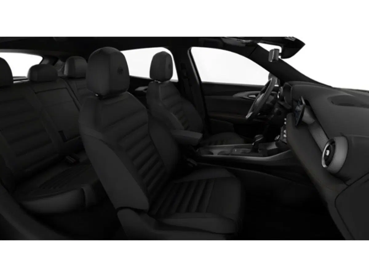 Alfa Romeo Tonale nuova a Siena (5)