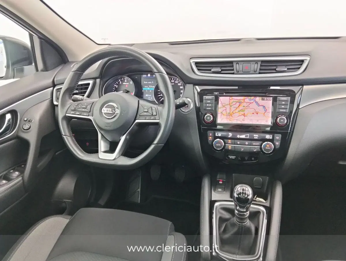 Nissan Qashqai usata a Como (10)