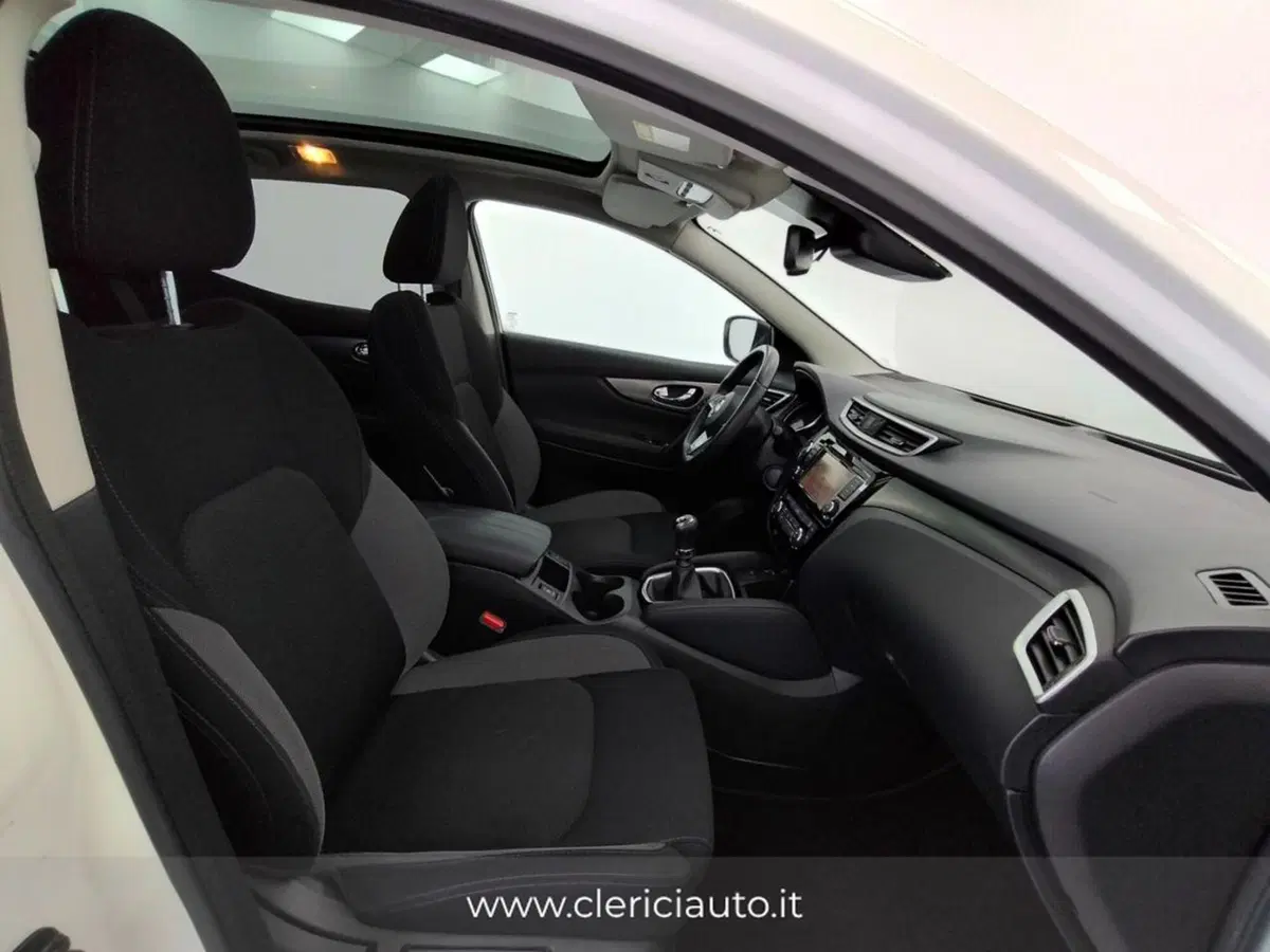 Nissan Qashqai usata a Como (3)