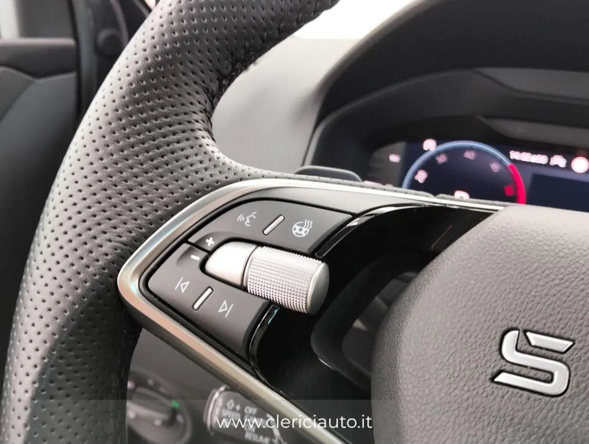 Skoda Karoq usata a Como (11)