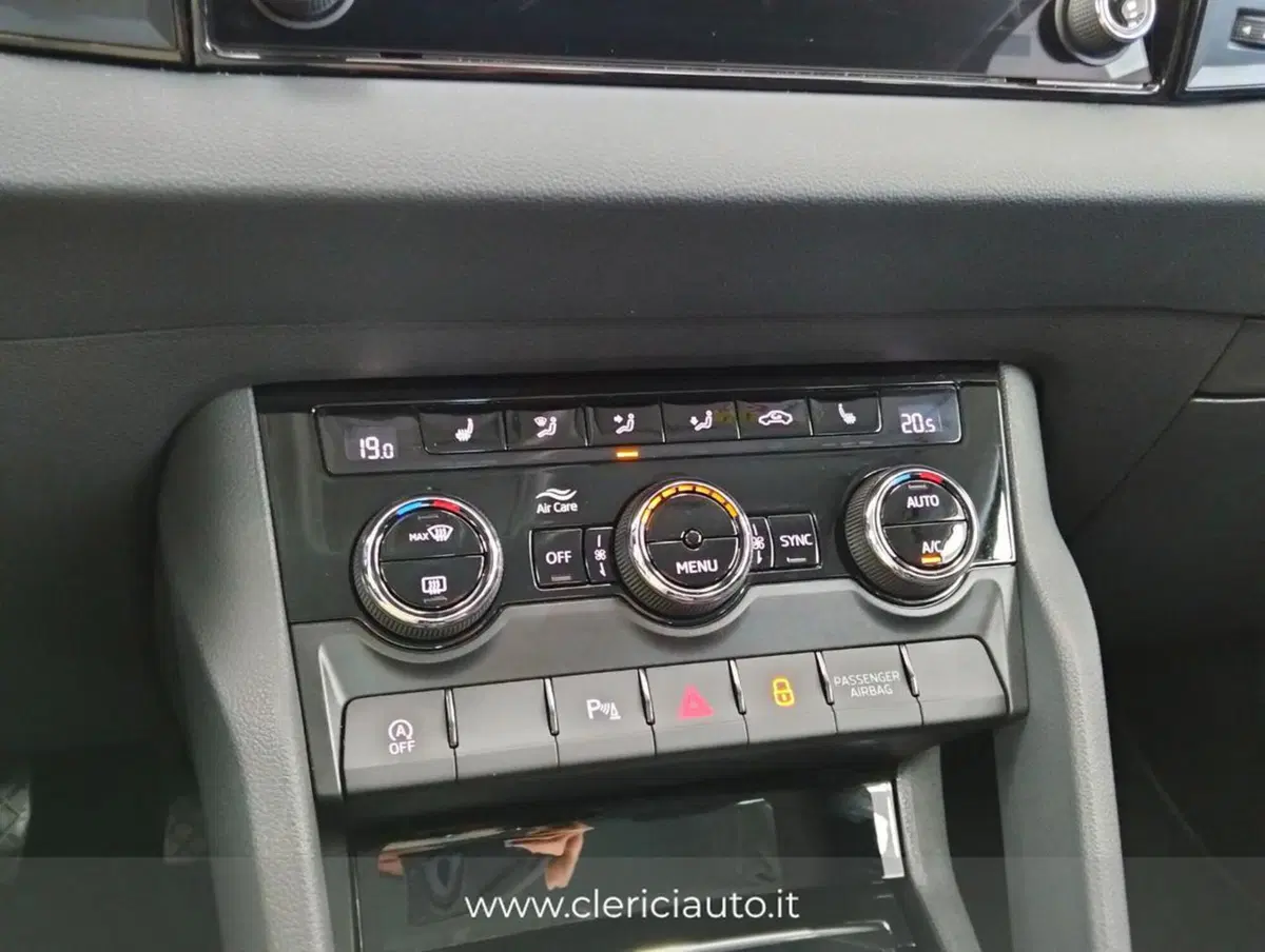 Skoda Karoq usata a Como (19)