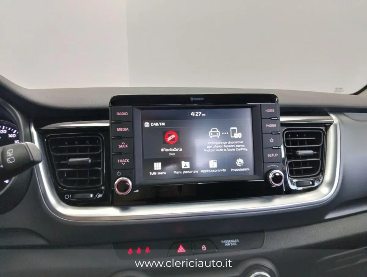 Kia Stonic usata a Como (15)