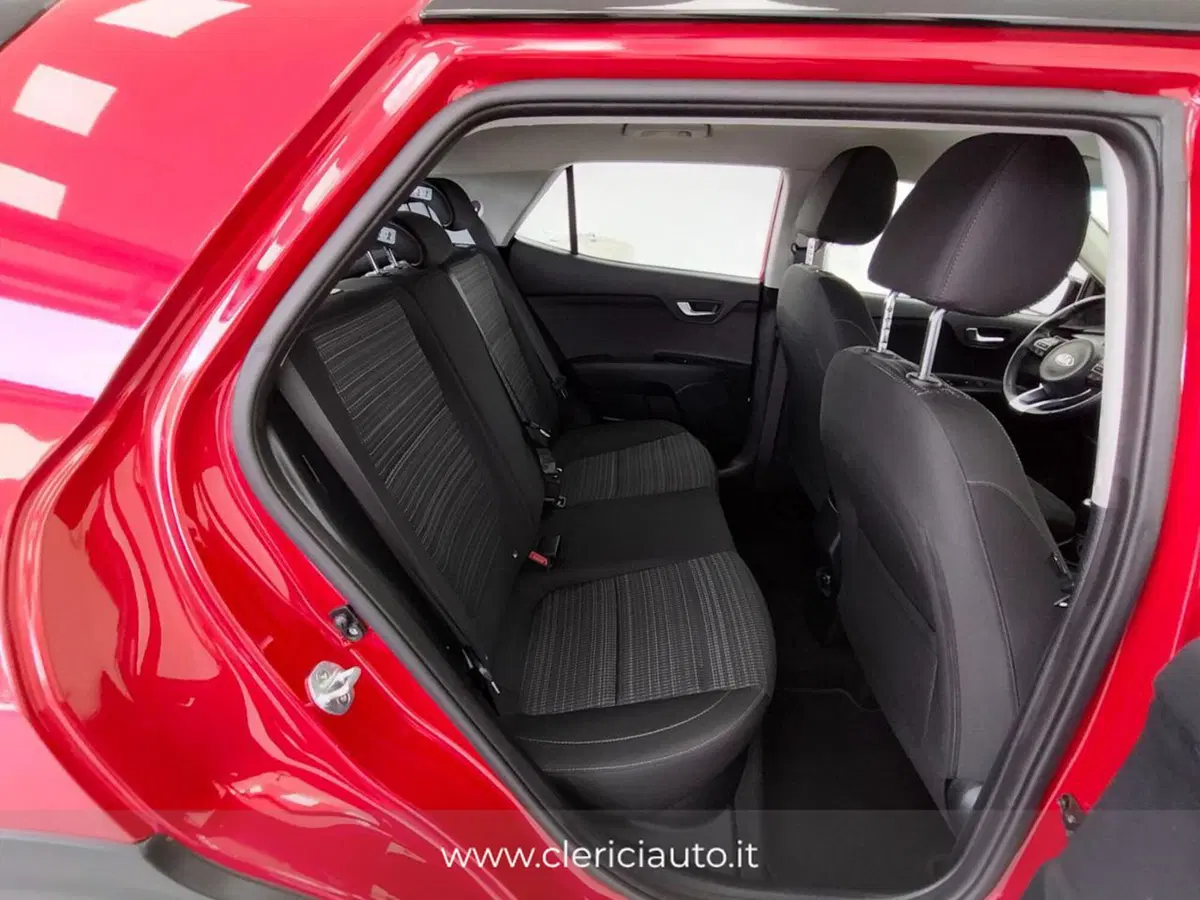 Kia Stonic usata a Como (5)