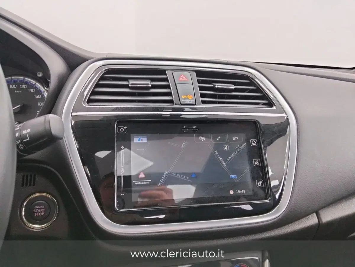 Suzuki S-Cross usata a Como (13)