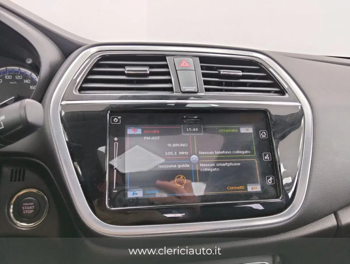 Suzuki S-Cross usata a Como (15)
