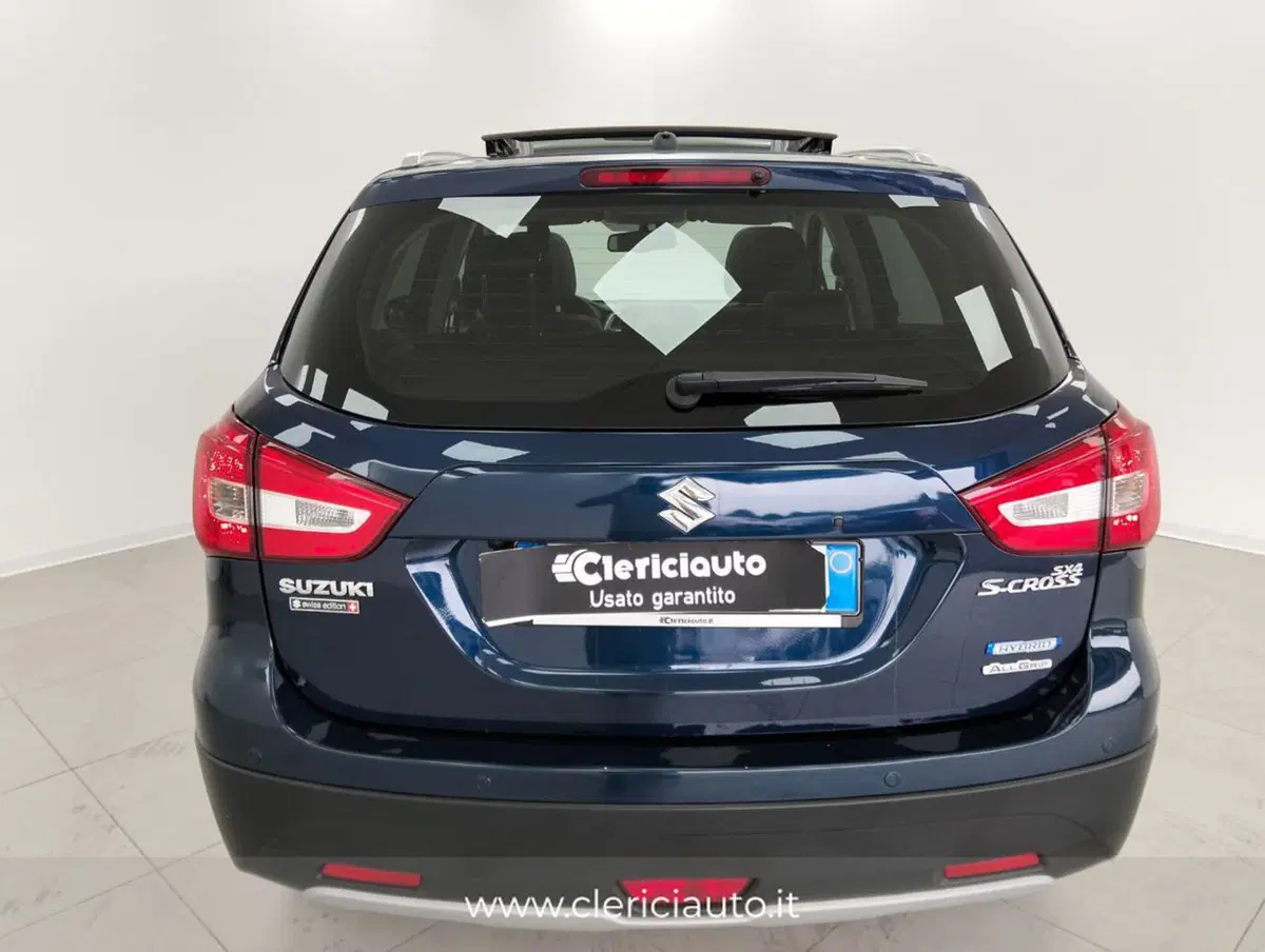 Suzuki S-Cross usata a Como (7)