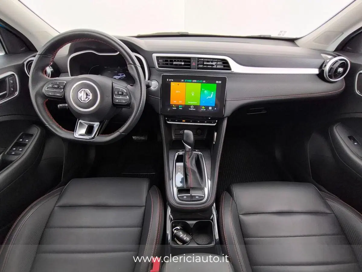 Mg ZS (2021-->) usata a Como (4)