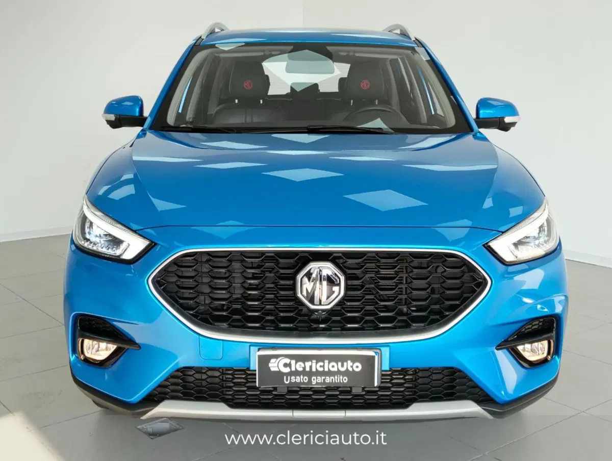 Mg ZS (2021-->) usata a Como (6)