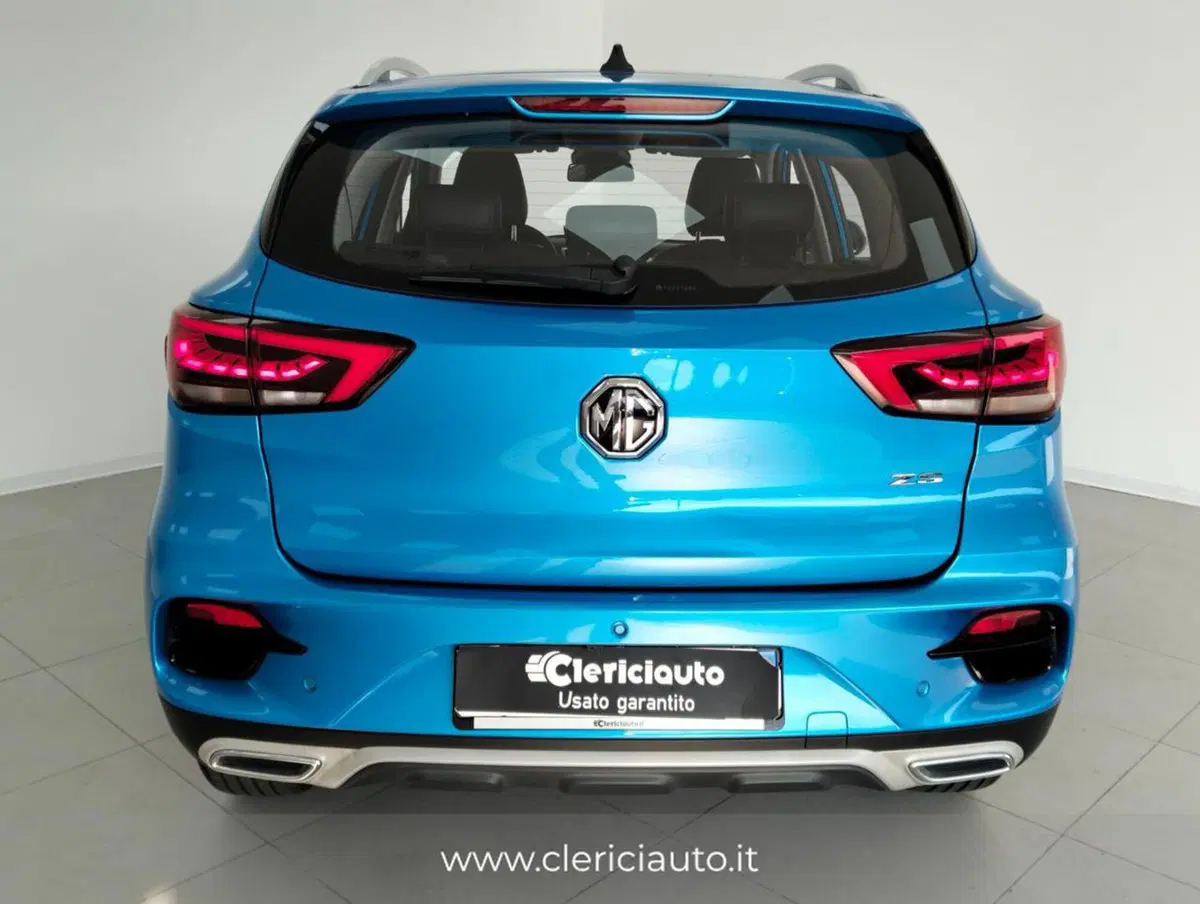 Mg ZS (2021-->) usata a Como (7)