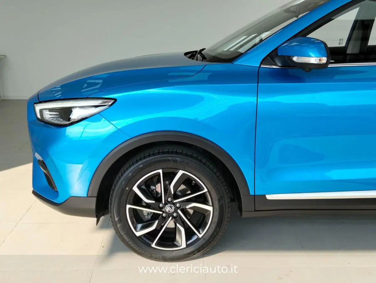 Mg ZS (2021-->) usata a Como (9)