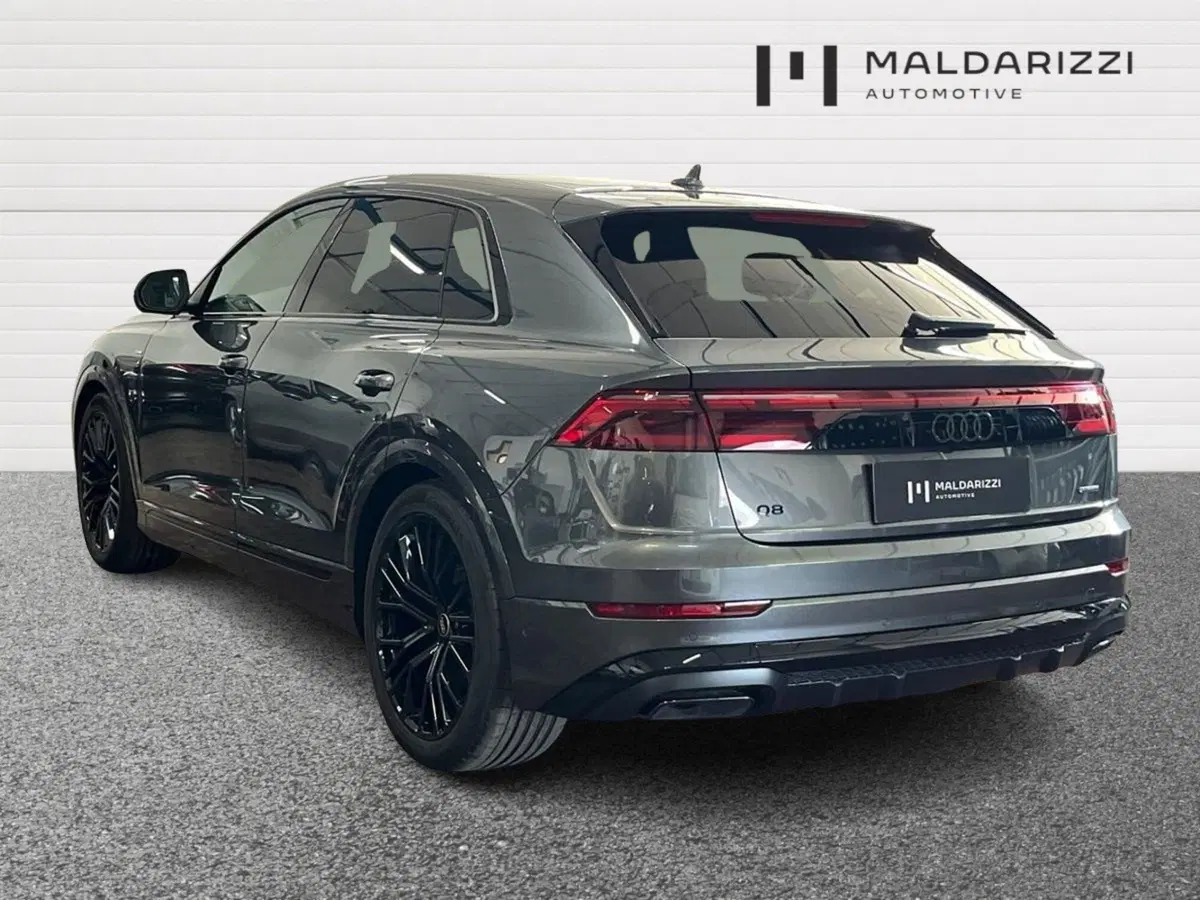 Audi Q8 nuova a Matera (4)
