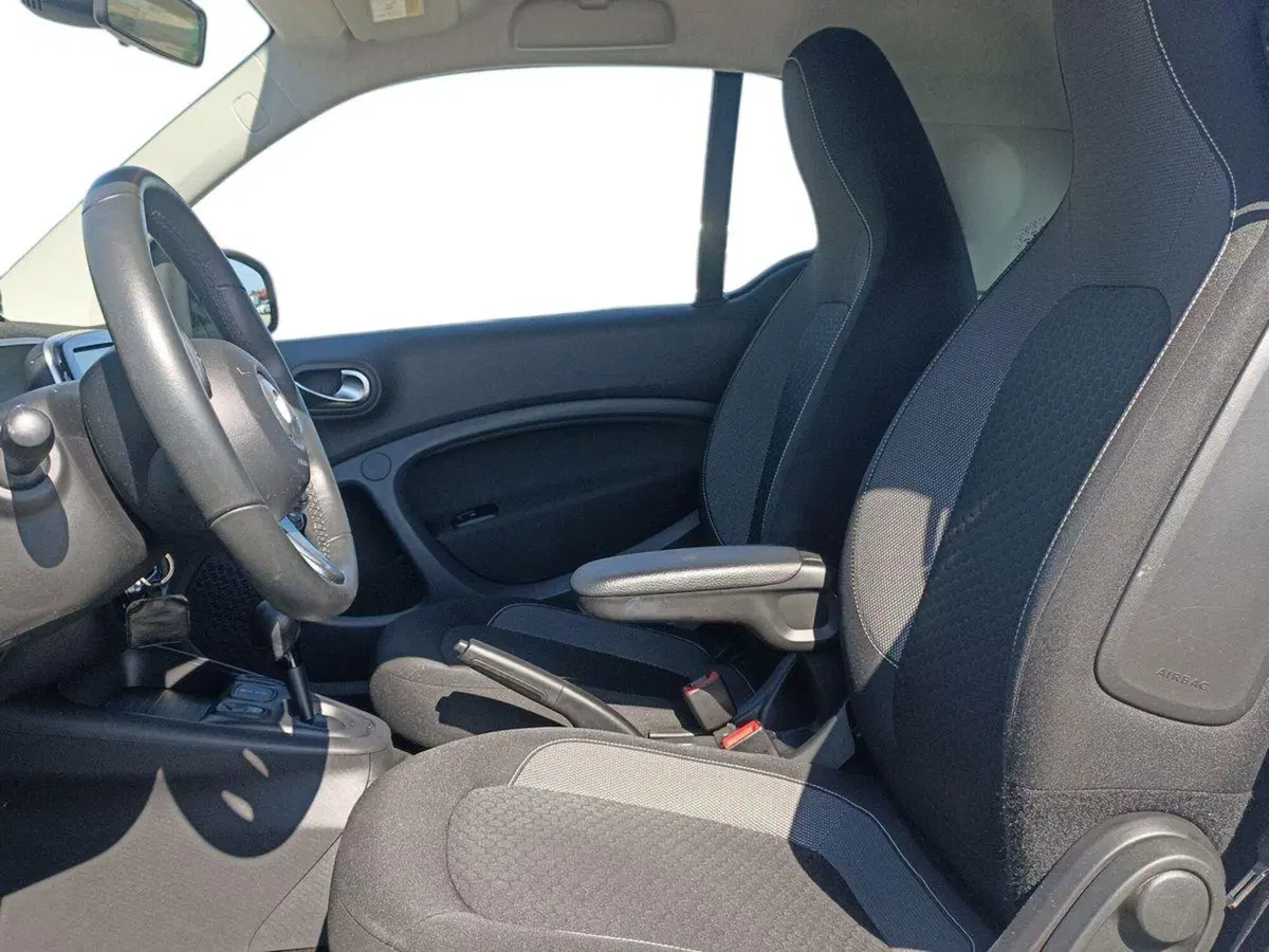 smart Fortwo usata a Bari (7)