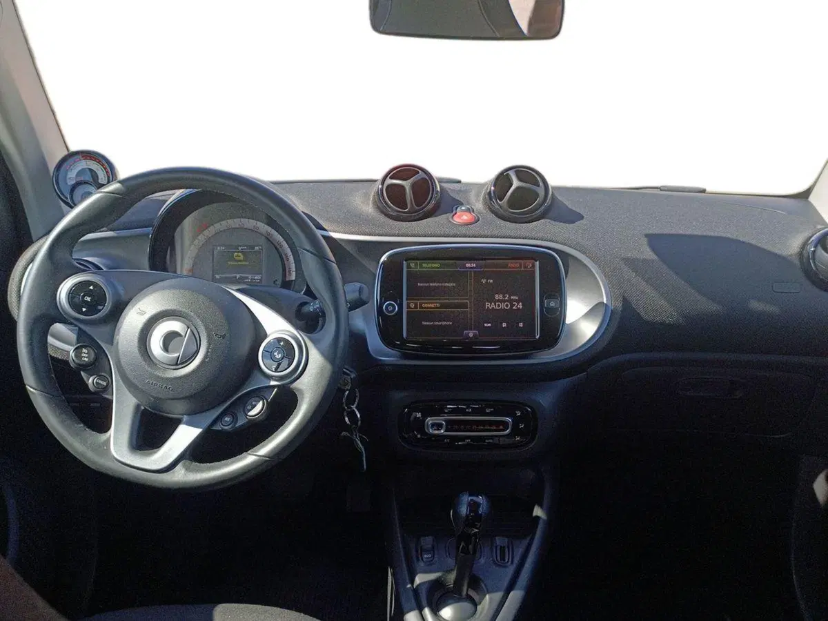 smart Fortwo usata a Bari (8)