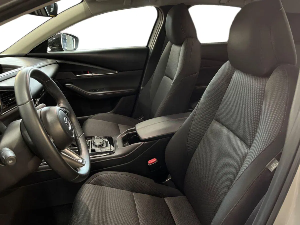 Mazda CX-30 usata a Bari (7)