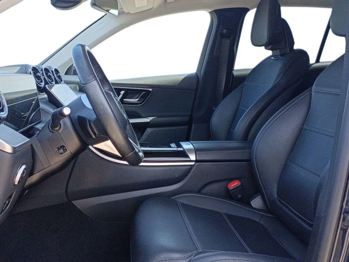 Mercedes-Benz GLC SUV usata a Bari (10)