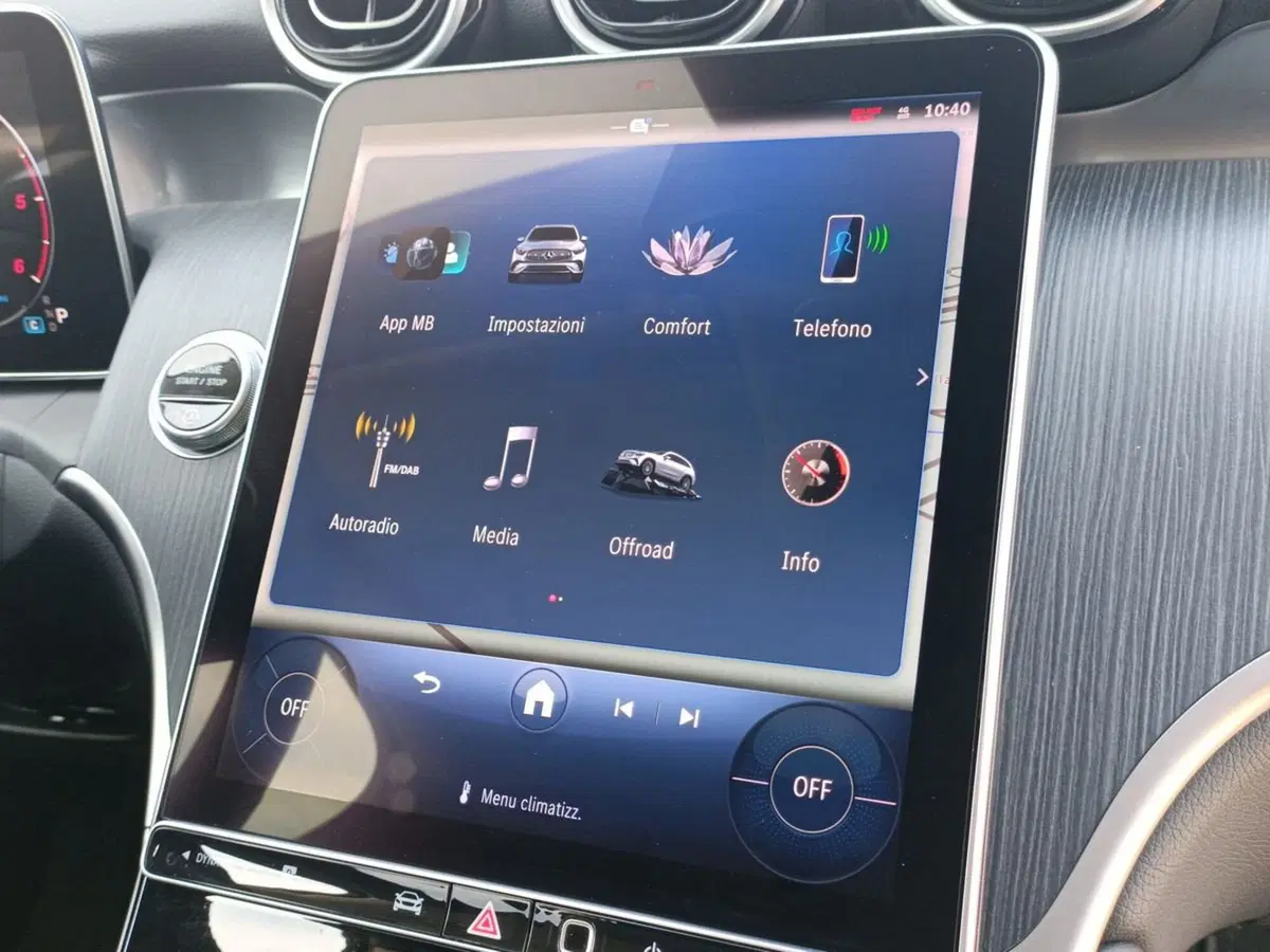 Mercedes-Benz GLC SUV usata a Bari (12)